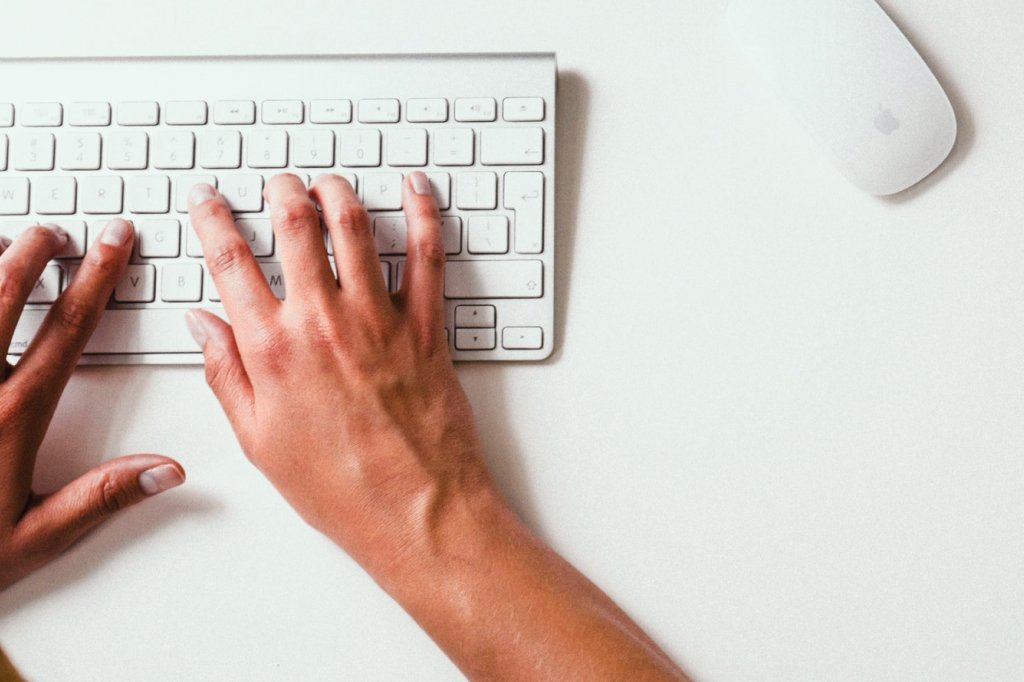 <p dir="rtl">اطلاعات الزامی</p>